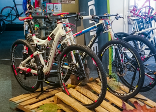 Fietsenwinkel Den Haag | Bike Experts, specialist in Race- , ATB en tourfietsen